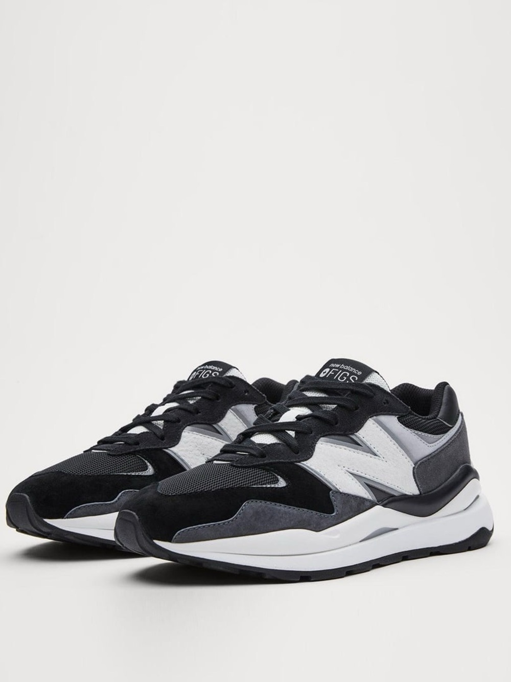 New Balance FIGS Women’s 5740